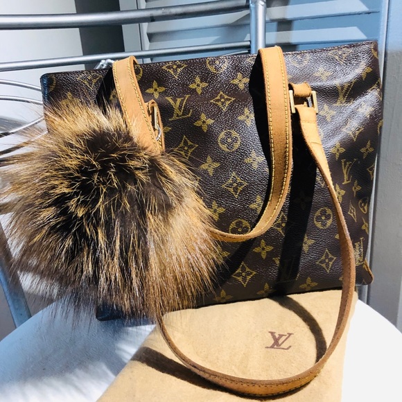 Louis Vuitton Handbags - 💕Authentic  Louis Vuitton ”Caba Piano /bag